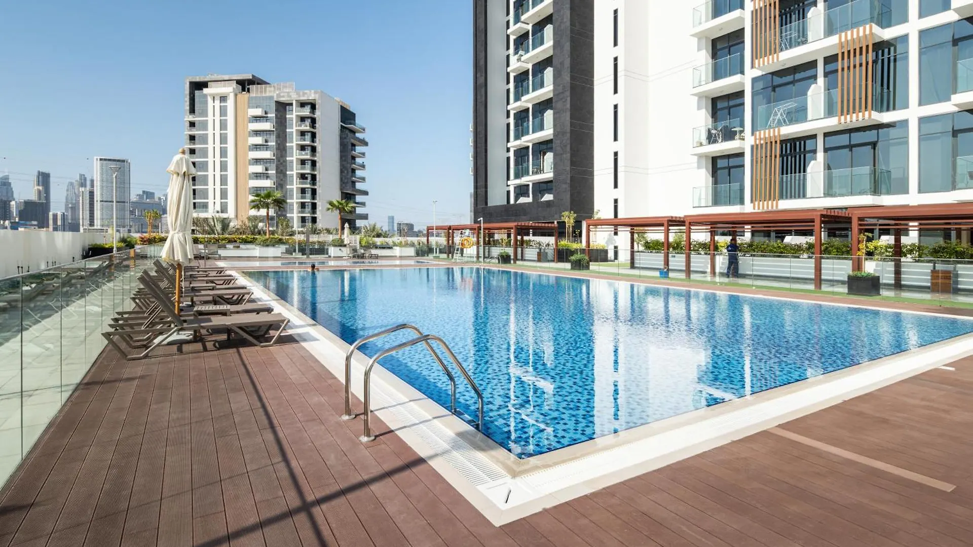New Chic Studio Apartment In Azizi Riviera One Dubai