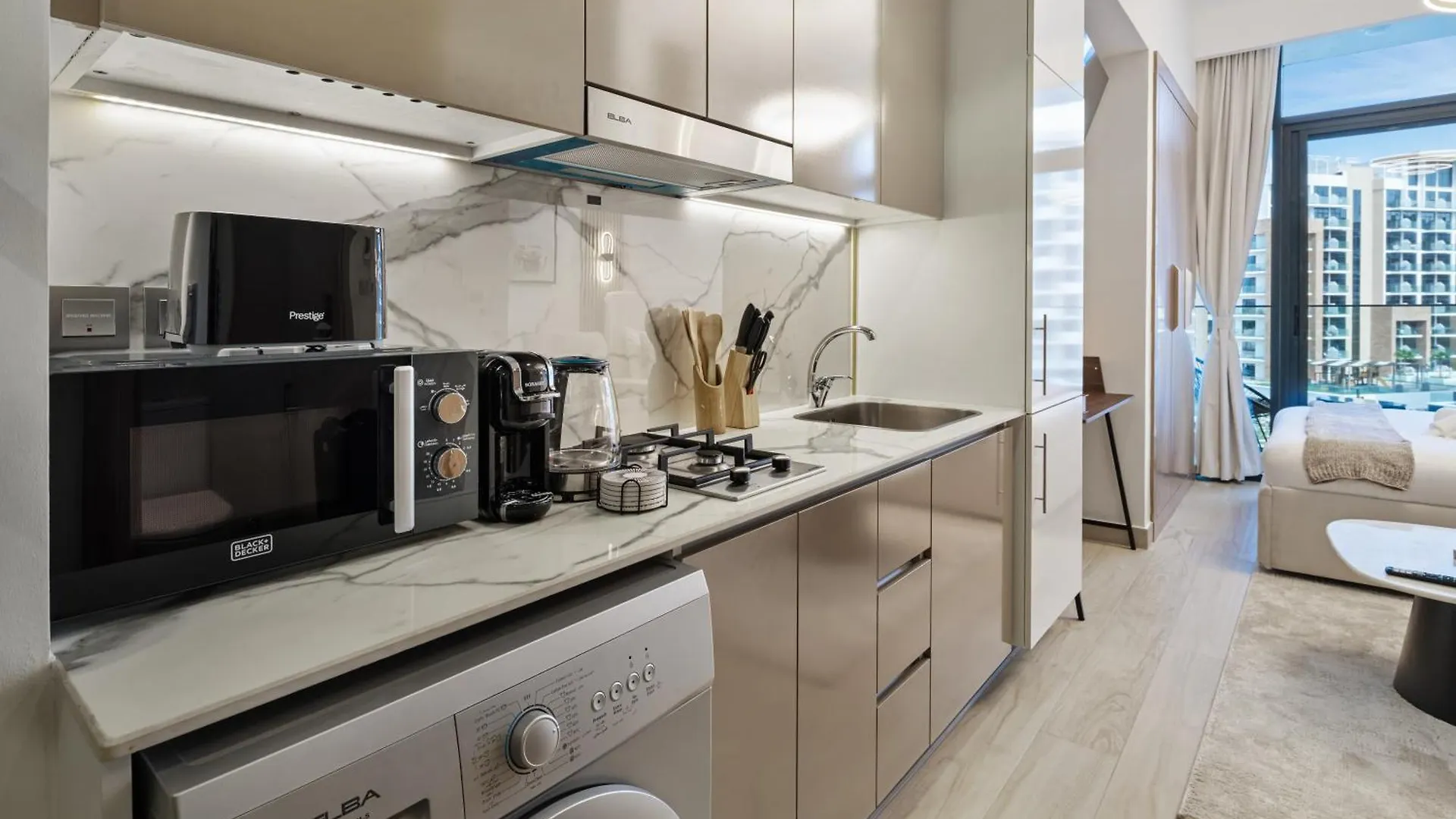 New Chic Studio Apartment In Azizi Riviera One Dubai United Arab Emirates