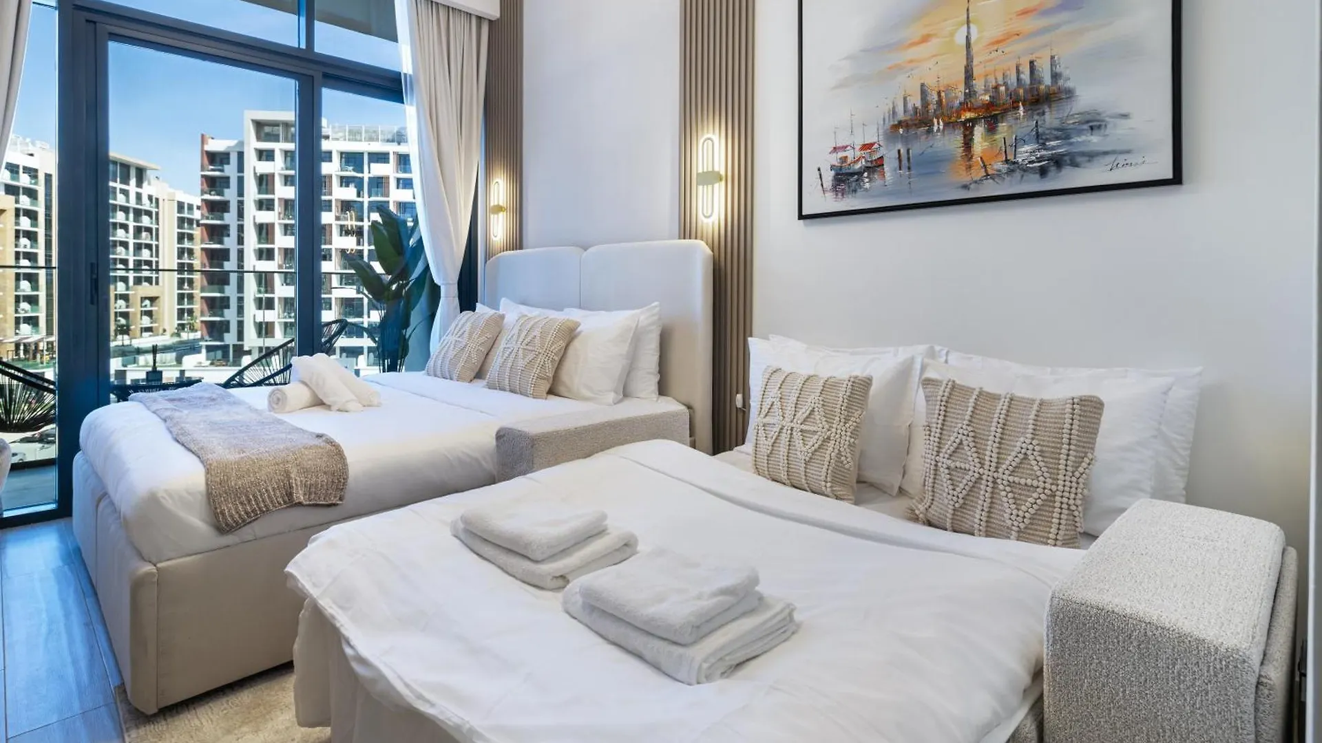 New Chic Studio Apartment In Azizi Riviera One Dubai
