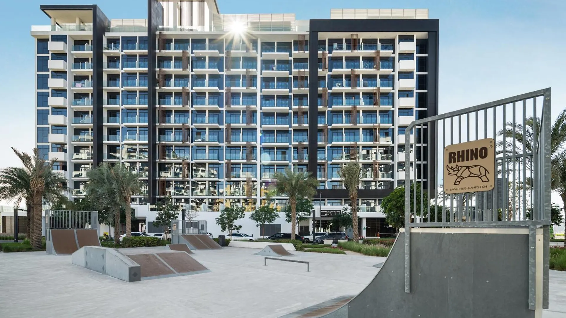 New Chic Studio Apartment In Azizi Riviera One Dubai