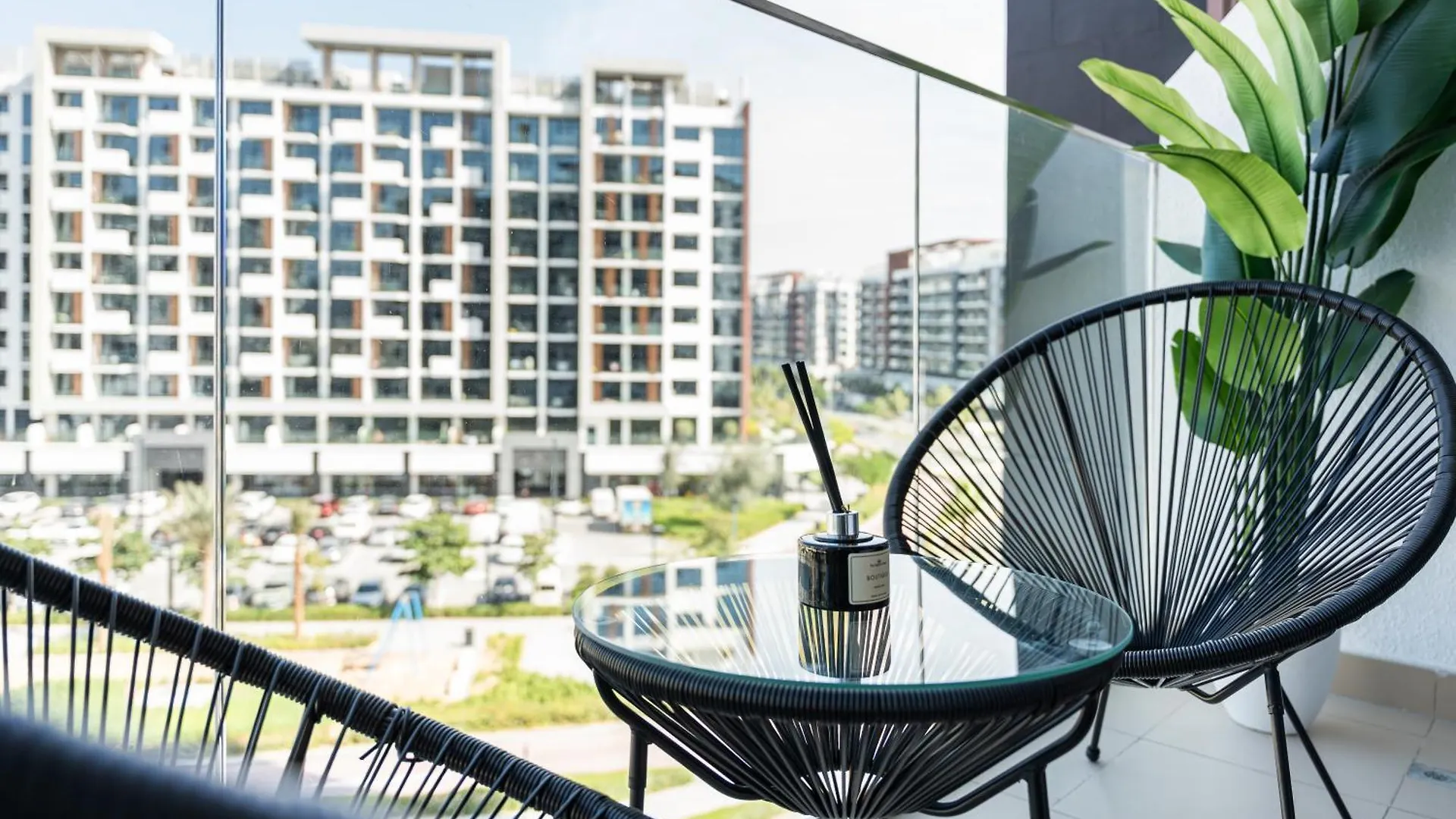 New Chic Studio Apartment In Azizi Riviera One Dubai 0*,